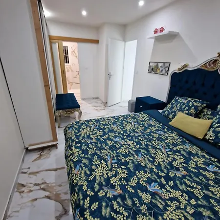Maison Familiale